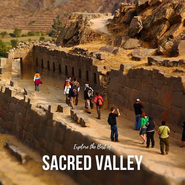 Visiting Ollantaytambo at the Sacred Valley of Cusco.