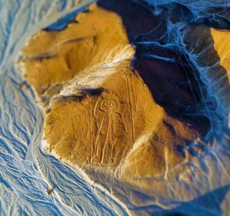 The Astronaut geoglyph seen during Nazca Lines Huacachina Day Trip